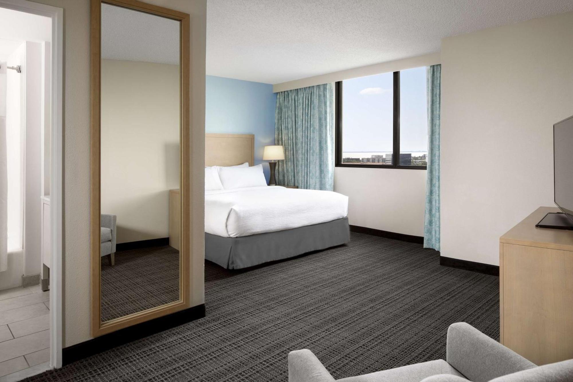 เอมบาสซีสวีท แทมปา แอร์พอร์ต เวสท์ชอร์ โฮเต็ล Hotel ภายนอก รูปภาพ
